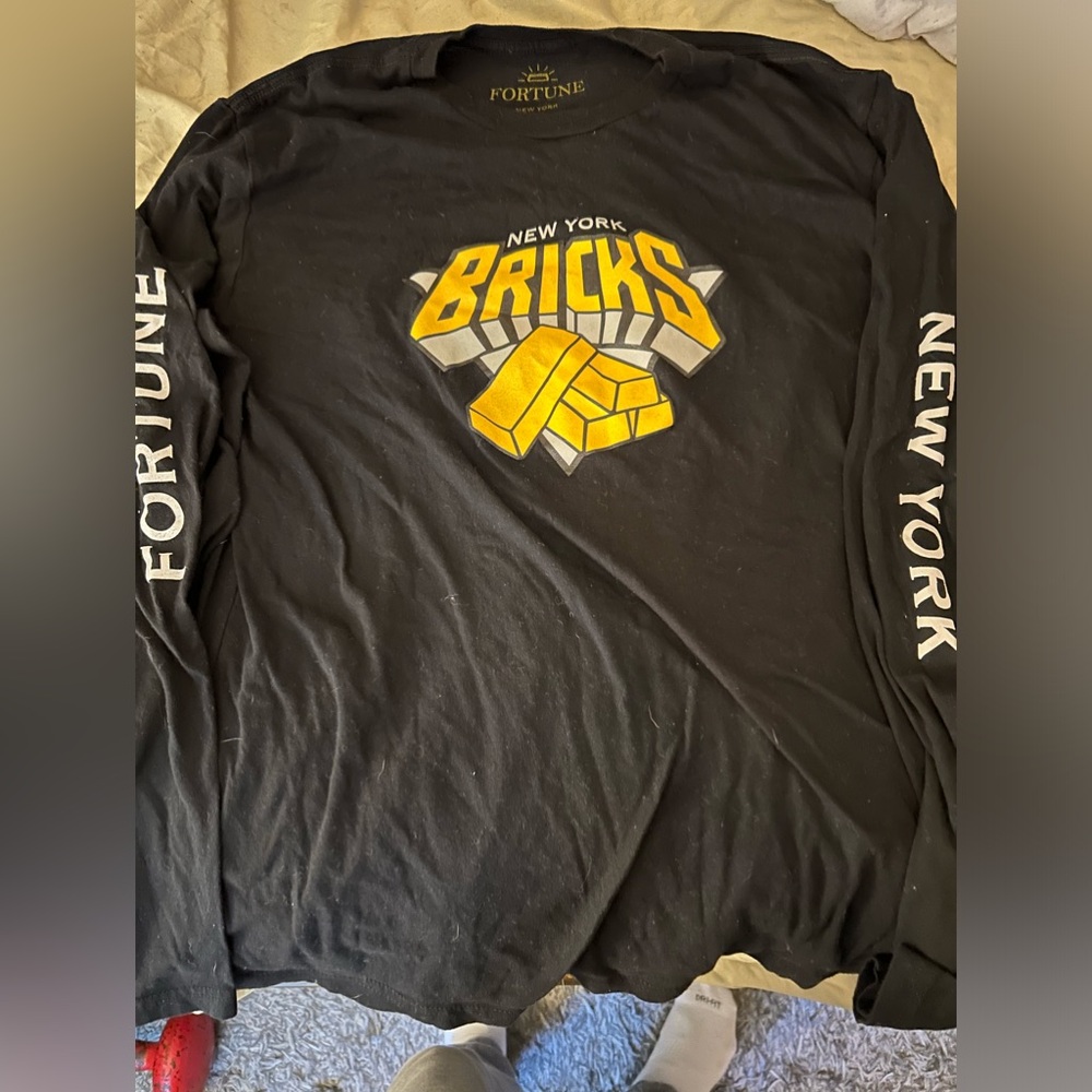 New York Bricks Long Sleeve Shirt Size Large